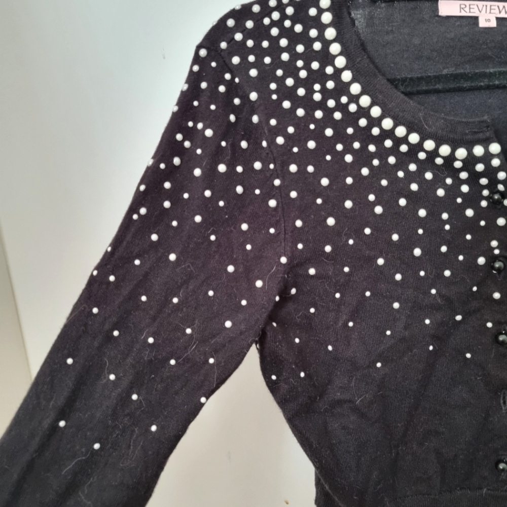 Review Size 10 Pearl Cardigan (Missing Buttons) - Picture 2 of 7
